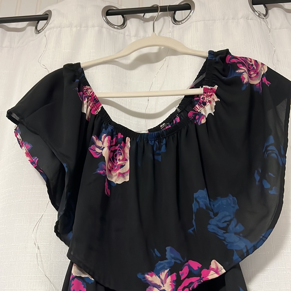 Dress - Picture 2 of 3